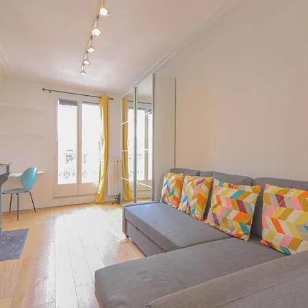 1br - 4p - Tour Eiffel With Netflix *
